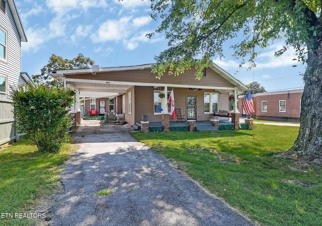 4th image of 400 W Rockwood St, Rockwood, TN 37854 | MLS# 1350460
