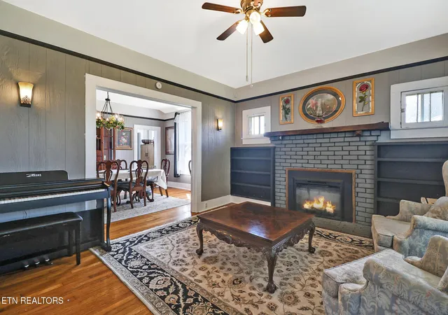 5th image of 400 W Rockwood St, Rockwood, TN 37854 | MLS# 1350460