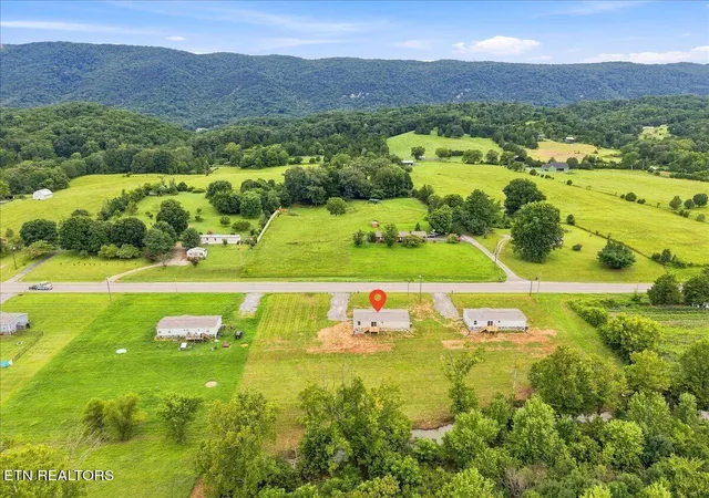 Photo 34 of Single family home for sale at 5370 Rutledge Pike, Rutledge, TN 37861 | MLS# 1350306 | Listing updated on 2026-09-04