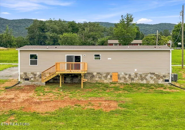 Photo 3 of Single family home for sale at 5370 Rutledge Pike, Rutledge, TN 37861 | MLS# 1350306 | Listing updated on 2026-09-04