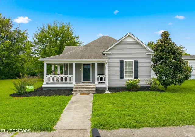 Photo 1 of Single family home for sale at 1022 Ohio Ave, Etowah, TN 37331 | MLS# 1350333 | Listing updated on 2026-09-21