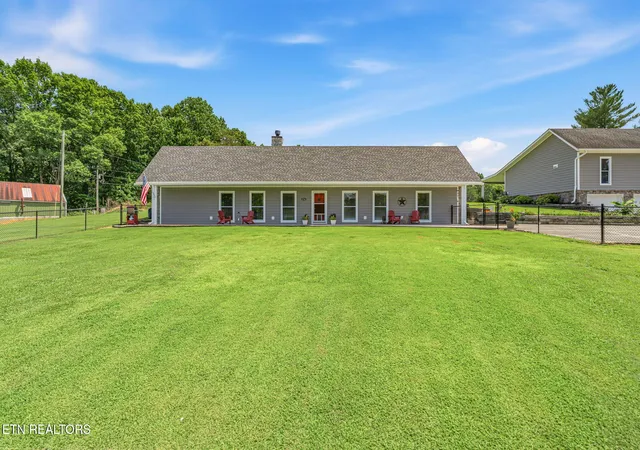 3rd image of 4762 Dogwood Ln, Strawberry Plains, TN 37871 | MLS# 1350413