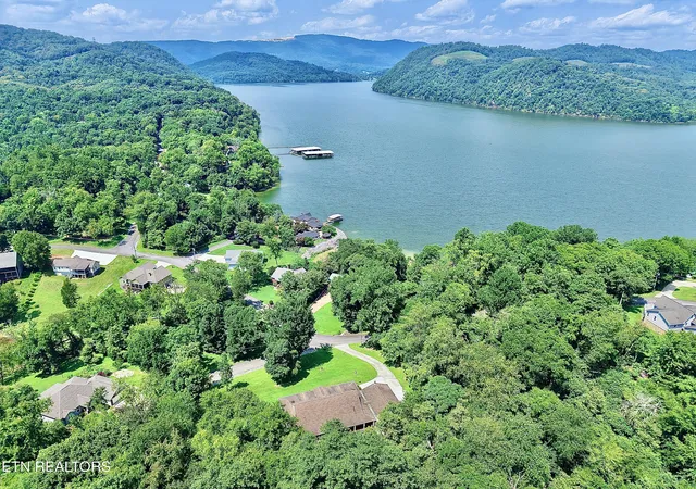 4th image of 403 Chelaque Wy, Mooresburg, TN 37811 | MLS# 1350390