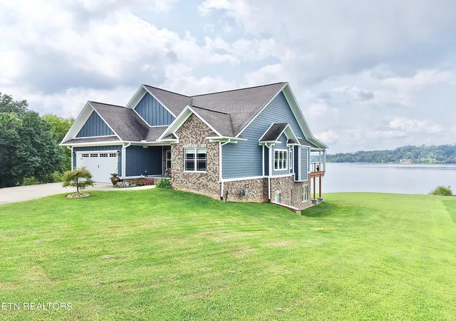 Photo 2 of Sale Pending at 3523 Nina Fry Pointe Way, White Pine, TN 37890 | MLS# 1350396 | Listing updated on 2026-08-07