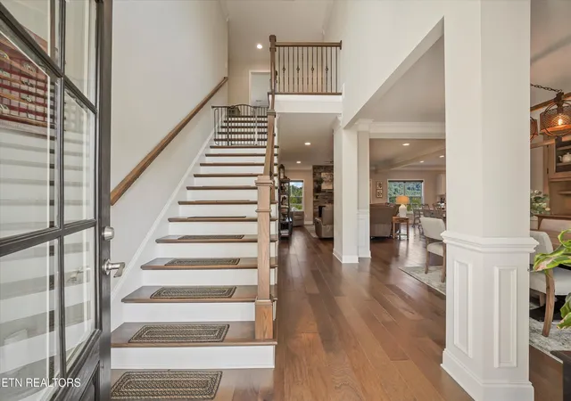 Photo 3 of Single family home for sale at 104 Pineberry W Rd, Oak Ridge, TN 37830 | MLS# 1350402 | Listing updated on 2026-09-21