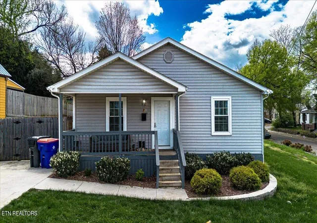 Photo 1 of Single family home for sale at 1316 Boyd St, Knoxville, TN 37921 | MLS# 1350424 | Listing updated on 2026-09-01