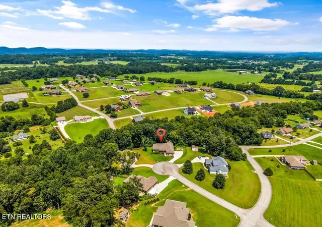 48th image of 610 Bainbridge Dr, Walland, TN 37886 | MLS# 1350439