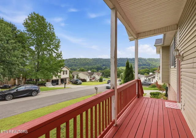 Photo 4 of Sale Pending at 7463 Twin Brooks Blvd, Knoxville, TN 37918 | MLS# 1350489 | Listing updated on 2026-09-17