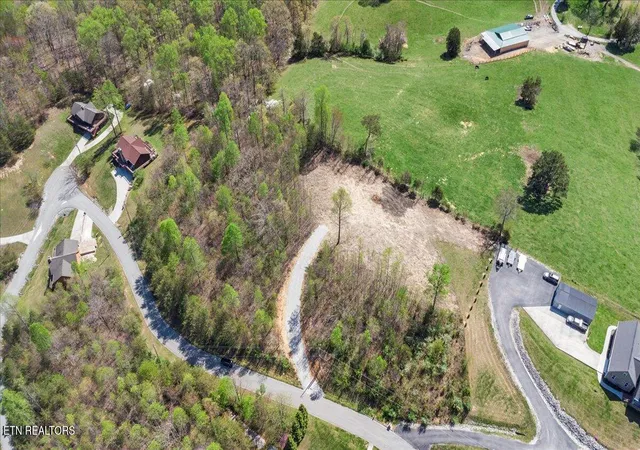 Photo 2 of Land for sale at 281 Red Oak Cir, Caryville, TN 37714 | MLS# 1350463 | Listing updated on 2026-08-03