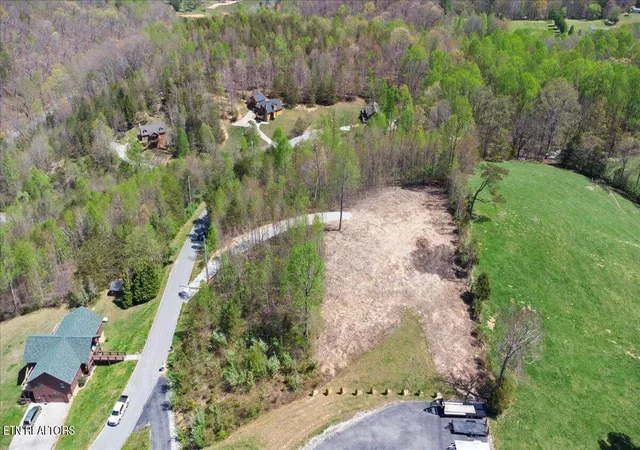 Photo 3 of Land for sale at 281 Red Oak Cir, Caryville, TN 37714 | MLS# 1350463 | Listing updated on 2026-08-03