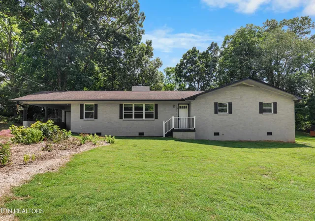 Photo 1 of Single family home for sale at 1311 Rosalyn Dr, Knoxville, TN 37914 | MLS# 1351017 | Listing updated on 2026-09-17