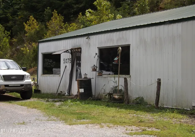 3rd image of 5075 E Hwy 25E, Tazewell, TN 37879 | MLS# 1350529