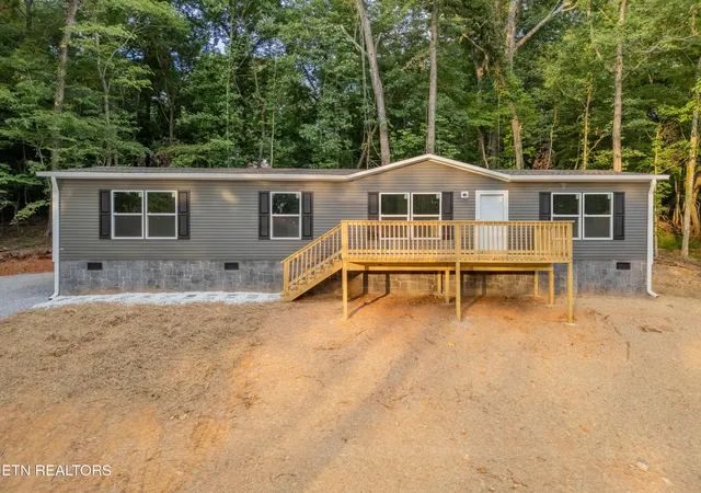 1st image of 120 Dennis Dr, Kingston, TN 37763 | MLS# 1350493