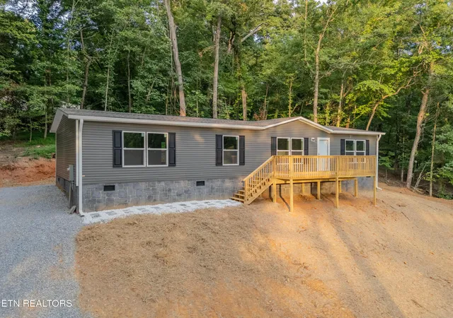 2nd image of 120 Dennis Dr, Kingston, TN 37763 | MLS# 1350493