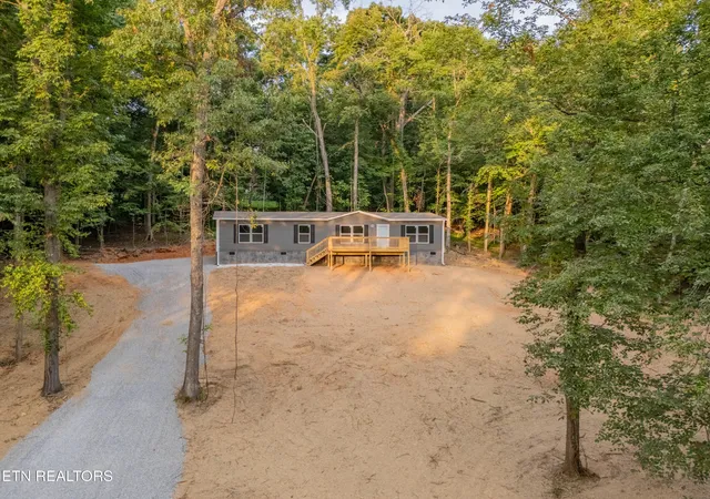 Photo 3 of Sale Pending at 120 Dennis Dr, Kingston, TN 37763 | MLS# 1350493 | Listing updated on 2026-08-24