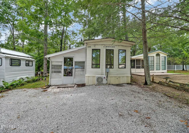2nd image of 60 Apache Tr, Crossville, TN 38572 | MLS# 1350591