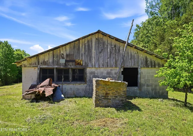 2nd image of 3 Hwy 163, Etowah, TN 37331 | MLS# 1350502