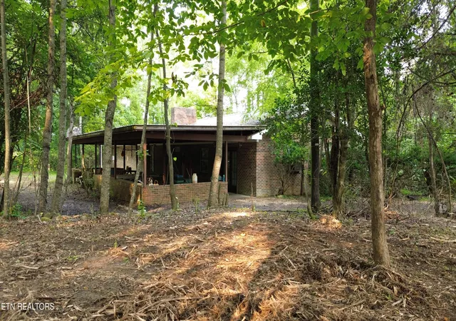 1st image of 276 Oak Dr, Spring City, TN 37381 | MLS# 1350497