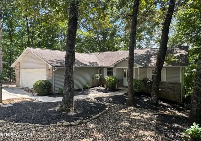 1st image of 219 Daleyuhski Ln, Loudon, TN 37774 | MLS# 1350701