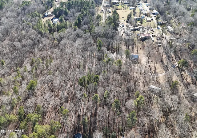Photo 3 of Land for sale at 822 W Bates St, Rockwood, TN 37854 | MLS# 1350548 | Listing updated on 2026-08-27