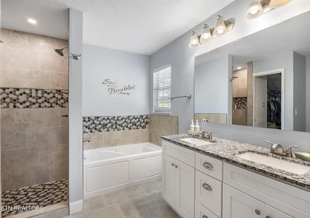 31st image of 714 Timbercrest Dr, Clinton, TN 37716 | MLS# 1350816