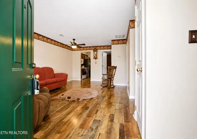 Photo 3 of Single family home for sale at 6931 Kings Xing Way, Knoxville, TN 37918 | MLS# 1350528 | Listing updated on 2026-09-14