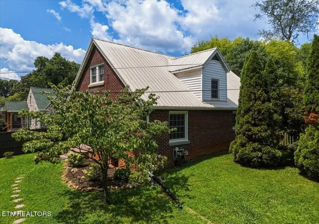 4th image of 1207 Tapoco Ave, Maryville, TN 37801 | MLS# 1351665