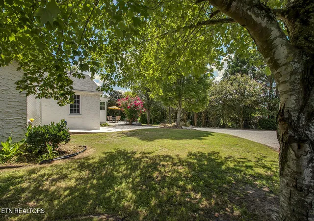 3rd image of 1029 E Race St, Kingston, TN 37763 | MLS# 1350539