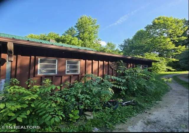 1st image of 4833 Stinking Creek Rd, Pioneer, TN 37847 | MLS# 1350687