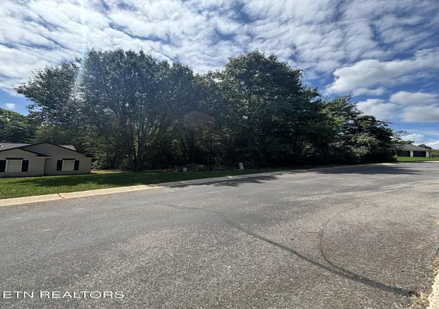 2nd image of 203 Ottawa Pl, Loudon, TN 37774 | MLS# 1350714