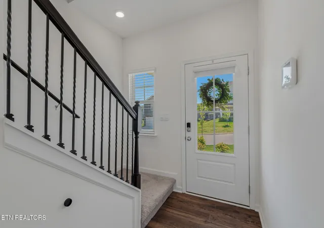 Photo 3 of Sale Pending at 920 Utopia Ln, Knoxville, TN 37932 | MLS# 1350595 | Listing updated on 2026-09-03