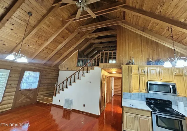 Photo 4 of Single family home for sale at 466 Greene Ln, La Follette, TN 37766 | MLS# 1350822 | Listing updated on 2026-10-01