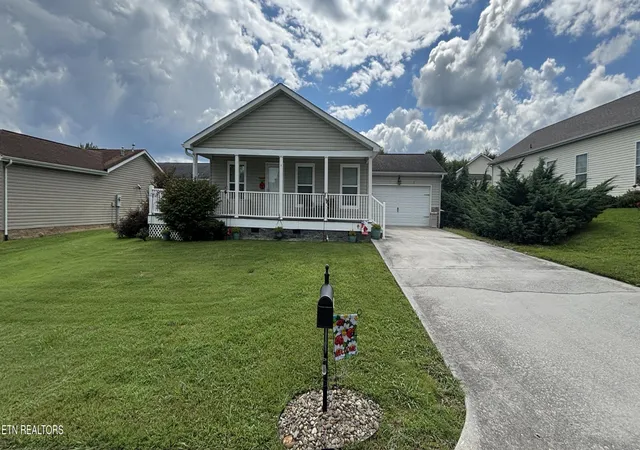 Photo 1 of Sale Pending at 1310 Harrison Crk Rd, Sevierville, TN 37876 | MLS# 1350562 | Listing updated on 2026-09-14