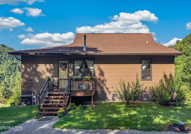 2nd image of 7020 Caney Valley Rd, Tazewell, TN 37879 | MLS# 1350563