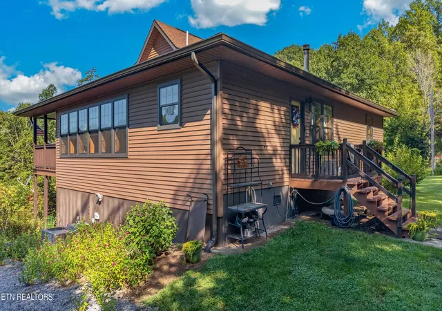 3rd image of 7020 Caney Valley Rd, Tazewell, TN 37879 | MLS# 1350563
