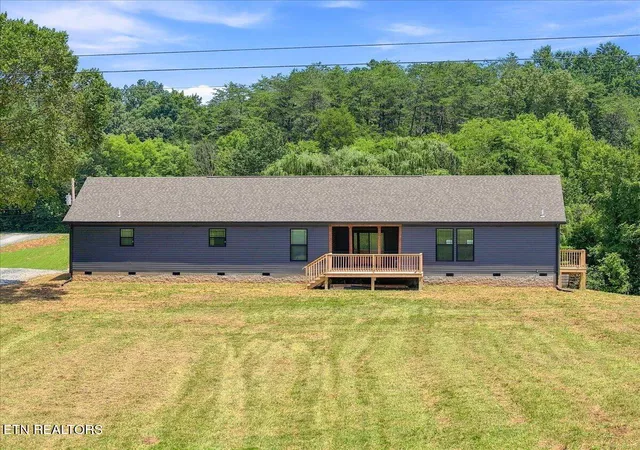 4th image of 1066 English Mountain Rd, Cosby, TN 37722 | MLS# 1350699