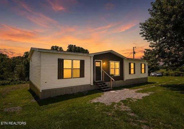 2nd image of 387 Price Dr, Speedwell, TN 37870 | MLS# 1350749