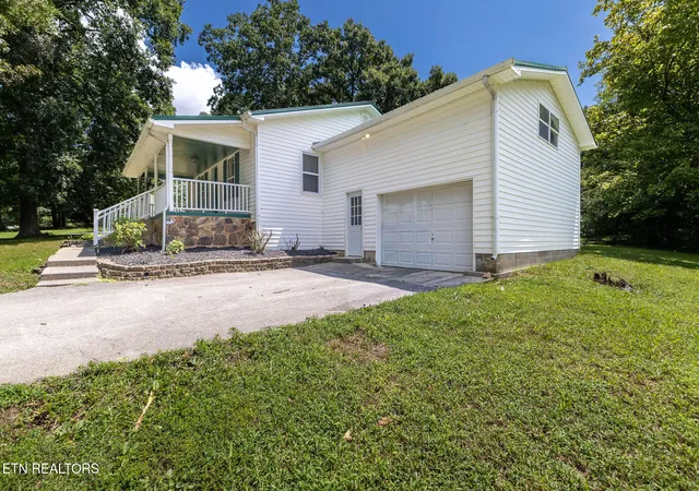 4th image of 130 Oakland Ave, Lenoir City, TN 37771 | MLS# 1350732