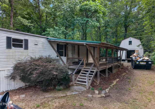 2nd image of 2330 Nichols Branch Wy, Sevierville, TN 37876 | MLS# 1350569