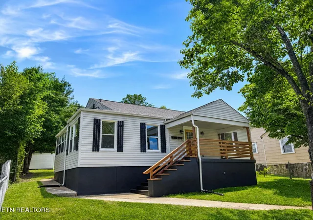Photo 3 of Multi family home for sale at 416 E Churchwell Ave #1 & 2, Knoxville, TN 37917 | MLS# 1350573 | Listing updated on 2026-10-03
