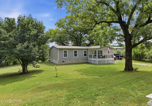 3rd image of 701 Watson Rd, Loudon, TN 37774 | MLS# 1350840