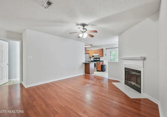 Photo 2 of Sale Pending at 1050 Nod St, Knoxville, TN 37932 | MLS# 1350572 | Listing updated on 2026-08-15