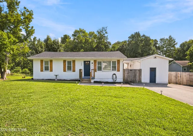 Photo 1 of Sale Pending at 7808 Wise Ln, Knoxville, TN 37920 | MLS# 1350700 | Listing updated on 2026-09-06