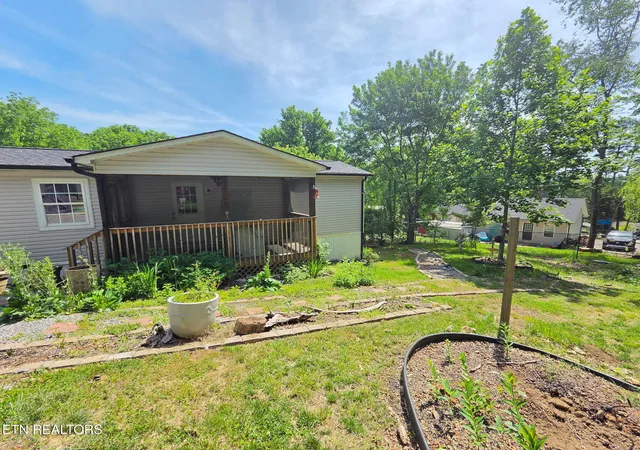 30th image of 221 Elm Grove St, Loudon, TN 37774 | MLS# 1350622