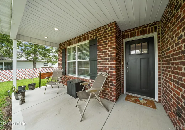 Photo 3 of Single family home for sale at 138 S Old Glory Rd, Maryville, TN 37801 | MLS# 1350613 | Listing updated on 2026-09-09