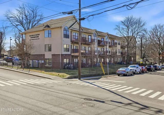 Photo 2 of Condo for sale at 2201 Franklin Sta Way #305, Knoxville, TN 37916 | MLS# 1350725 | Listing updated on 2026-08-06