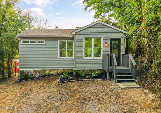 38th image of 112 Pleasant Ln, Clinton, TN 37716 | MLS# 1350657