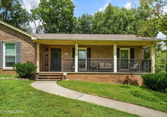2nd image of 1308 Viking Dr, Knoxville, TN 37932 | MLS# 1350843