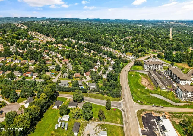46th image of 1227 Oak Haven Rd, Knoxville, TN 37932 | MLS# 1350654