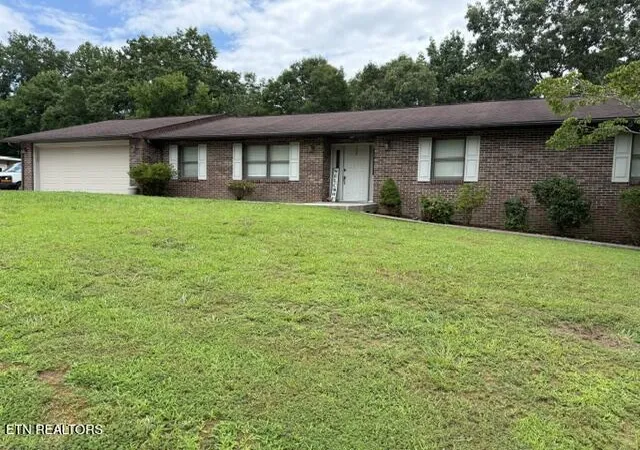 1st image of 106 Circle Dr, Harriman, TN 37748 | MLS# 1350638